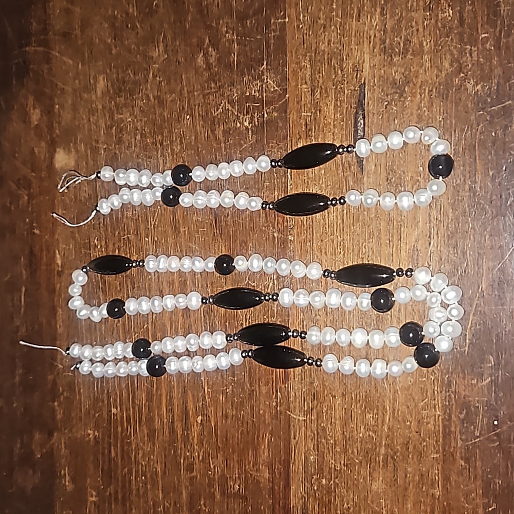 Freshwater Pearls & Onyx Beads Strands
